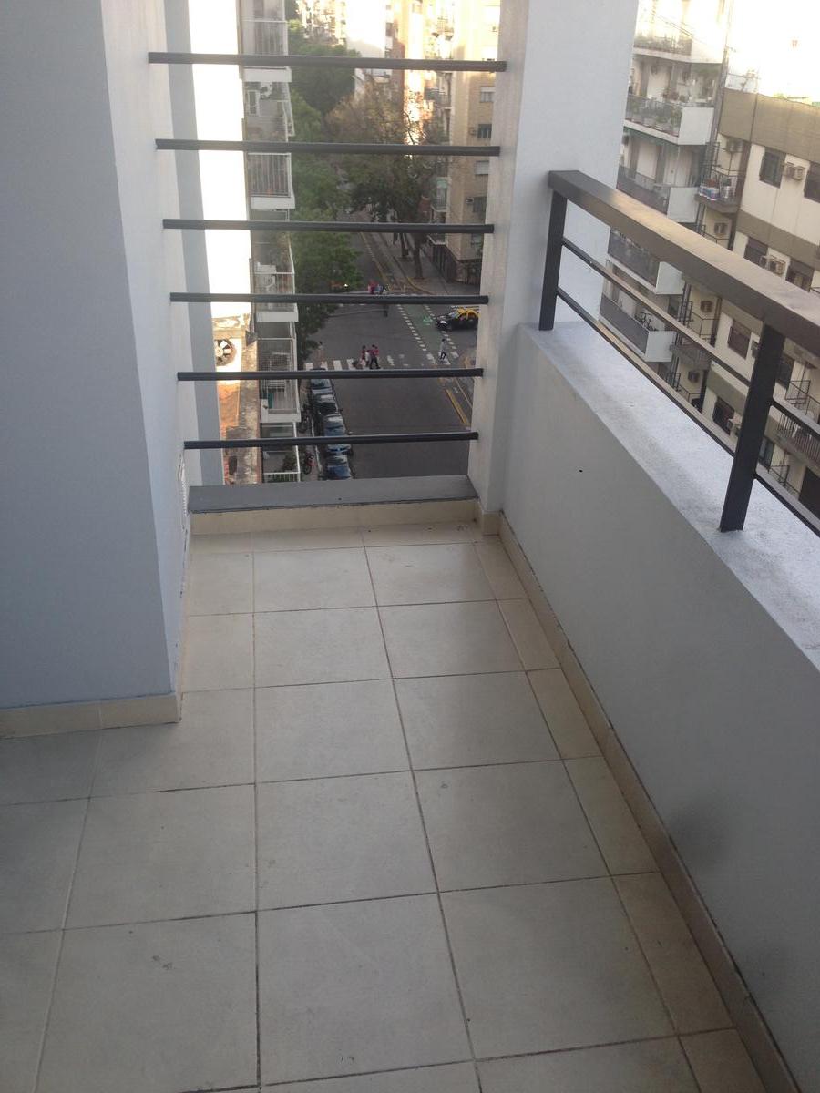 Excelente Duplex de 3  ambientes al frente con vista Abierta