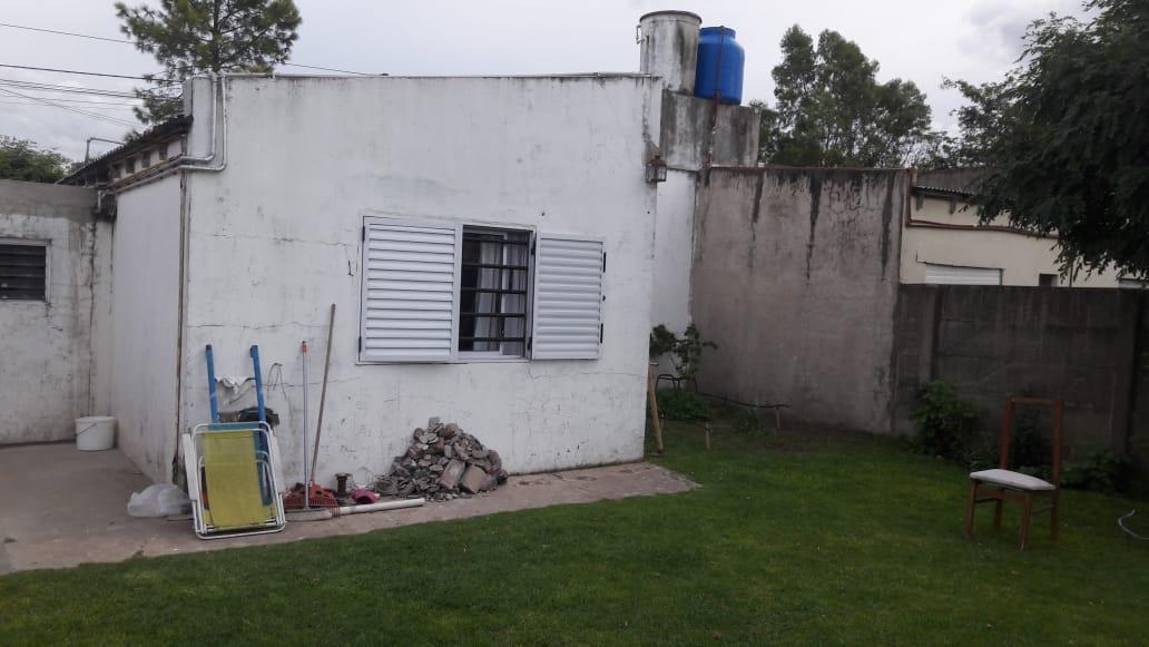 Casa en venta de 150 m2 en Ranchos, General Paz, Bs As.