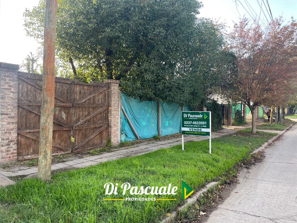 Venta Terreno de 450 m2 con Pileta y Porton - La Reja Norte