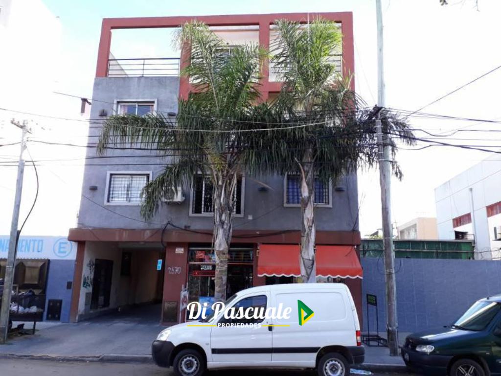 VENTA Departamento 2 Ambientes con cochera - Moreno Norte