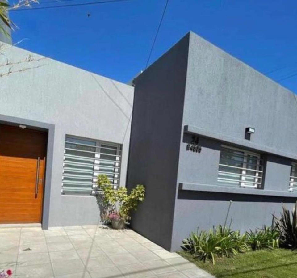 Casa en venta - 1 Dormitorio 1 Baño 1 Cochera - 95Mts2 - Necochea