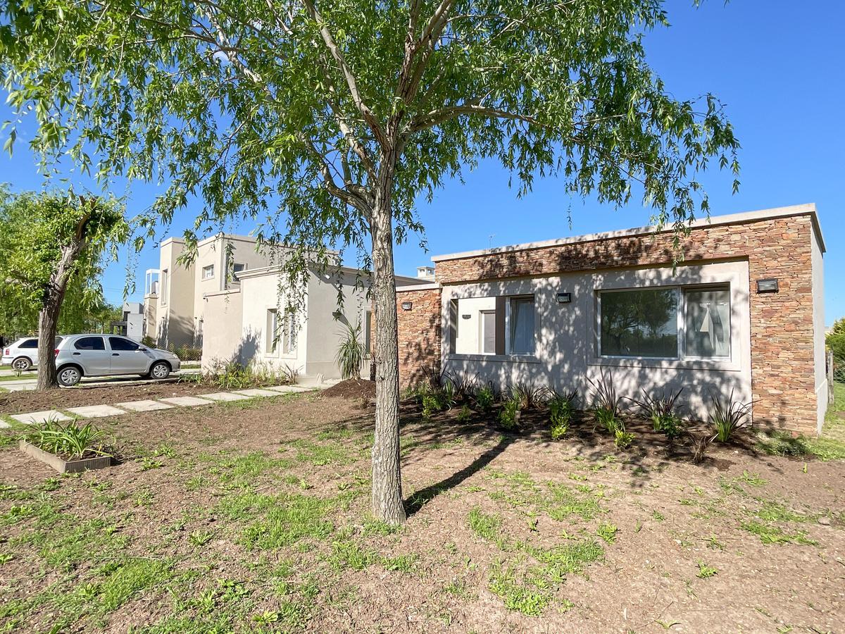 Casa  a LA LAGUNA en Alquiler de Verano- una planta-  en San Benito, Villanueva.