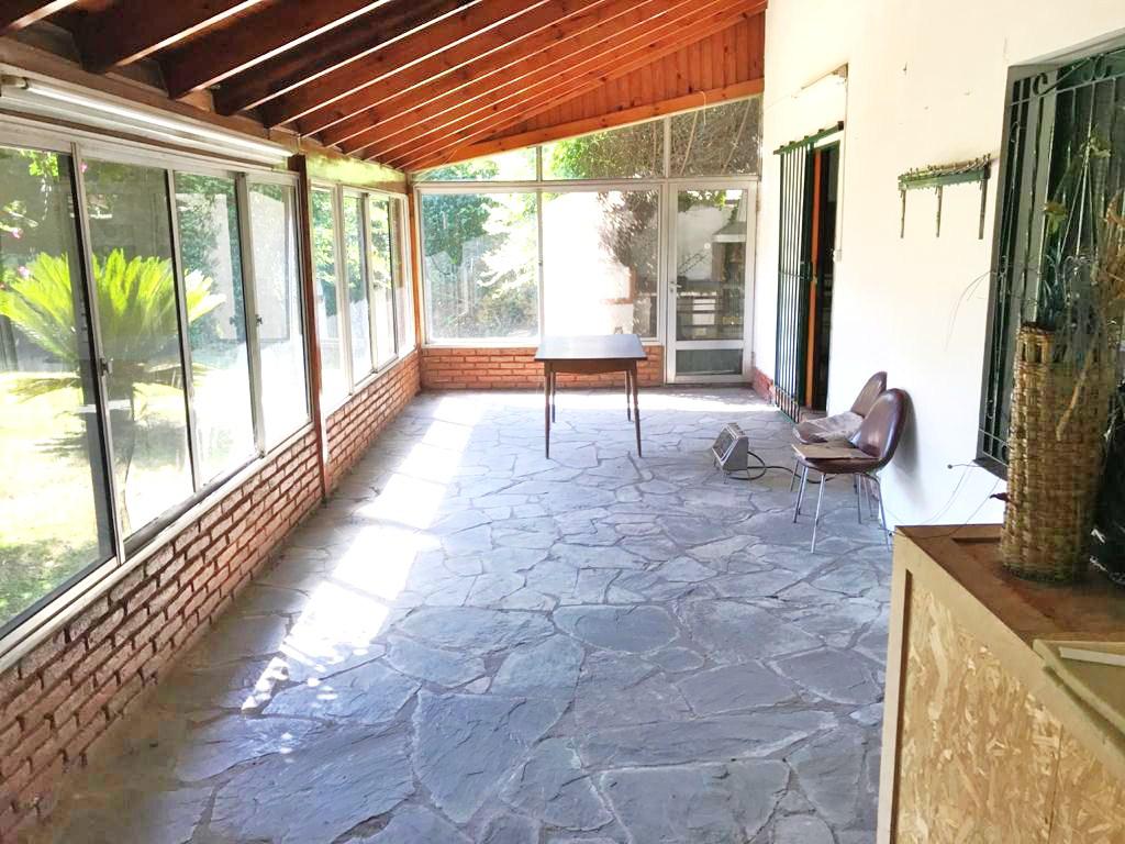 VENTA.CASA.QUINTA.LONCHAMPS.BURZACO.3 AMBIENTES.PILETA.COCHERA.PARQUE.