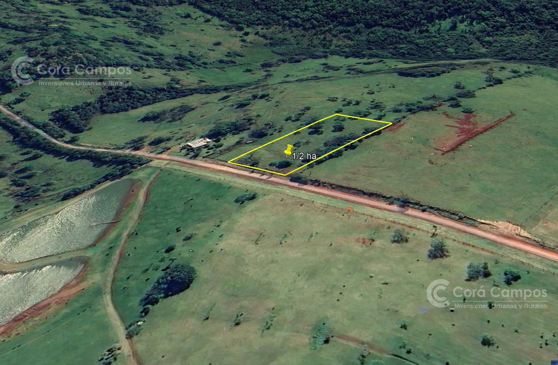 Se Vende Terreno de 1/2 - Cerro Azul, Misiones