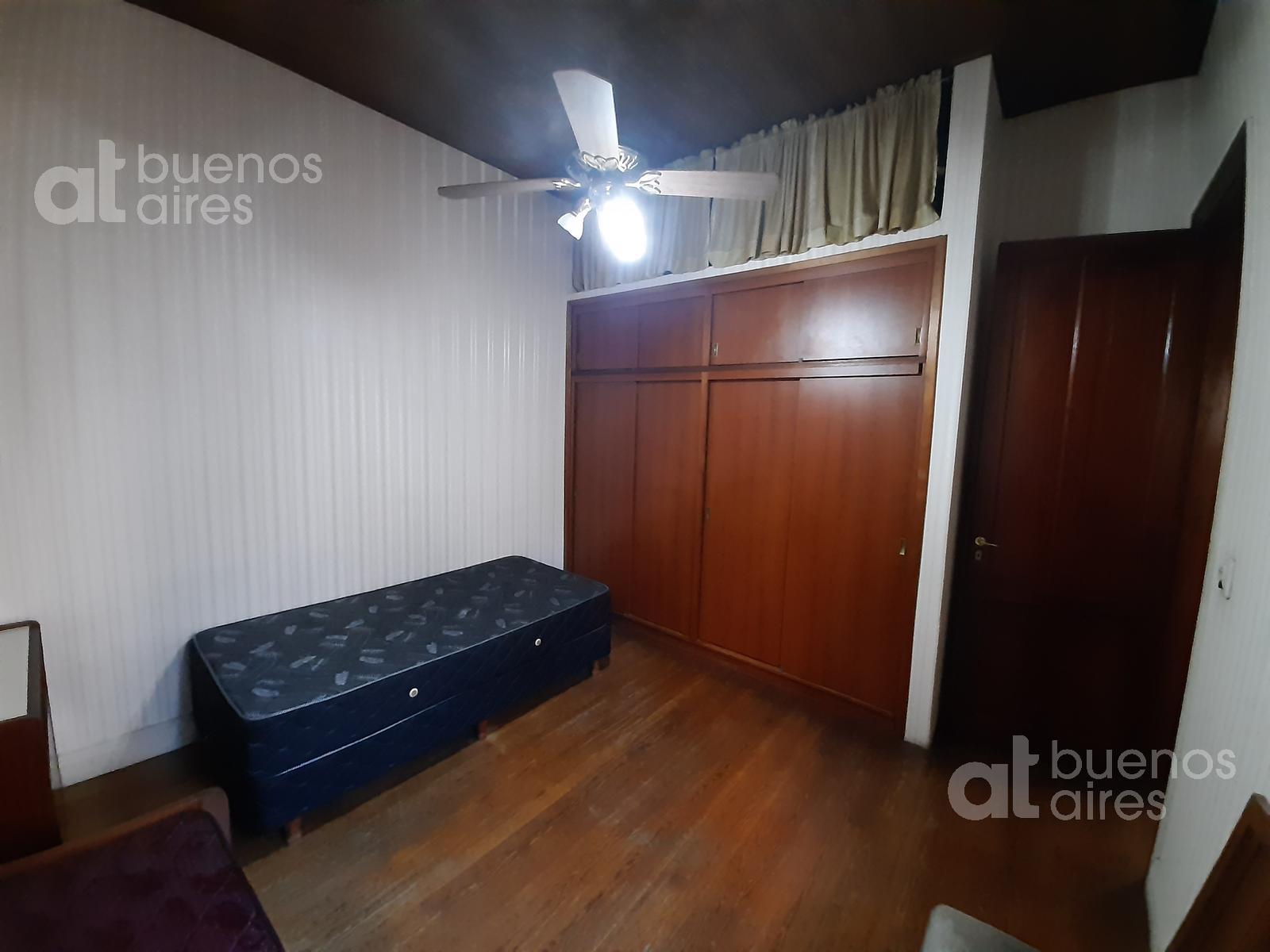 Venta Casa 4 ambientes con terraza en Floresta