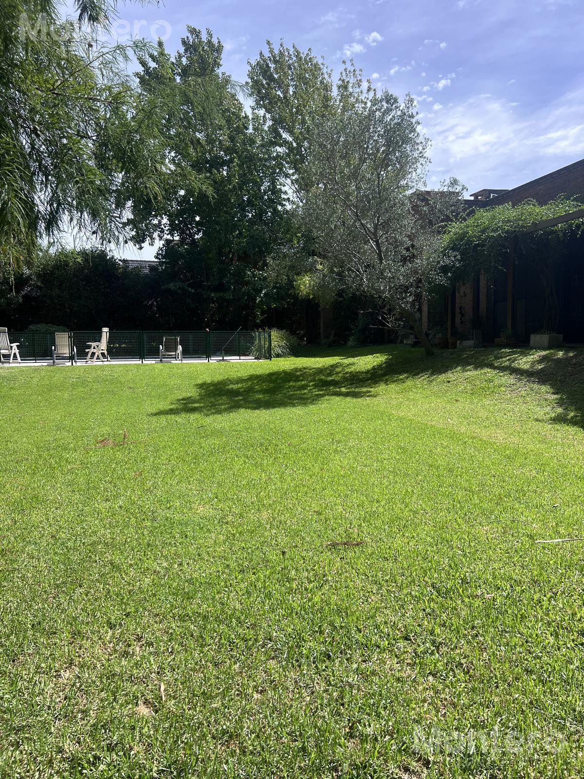 Casa en Hacoaj con estilo campo