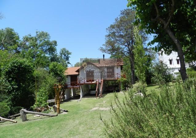 COMPLEJO DE CABAÑAS EN VENTA  Bº VILLA SANTARELLI  SANTA ROSA DE CALAMUCHITA