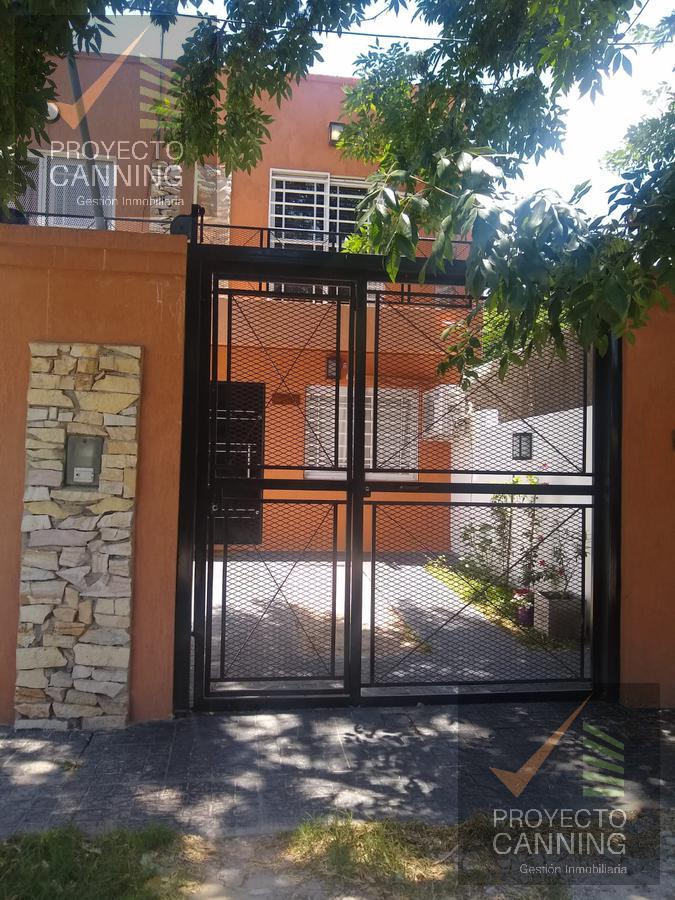 Casa Duplex  en Venta en Ezeiza Canning