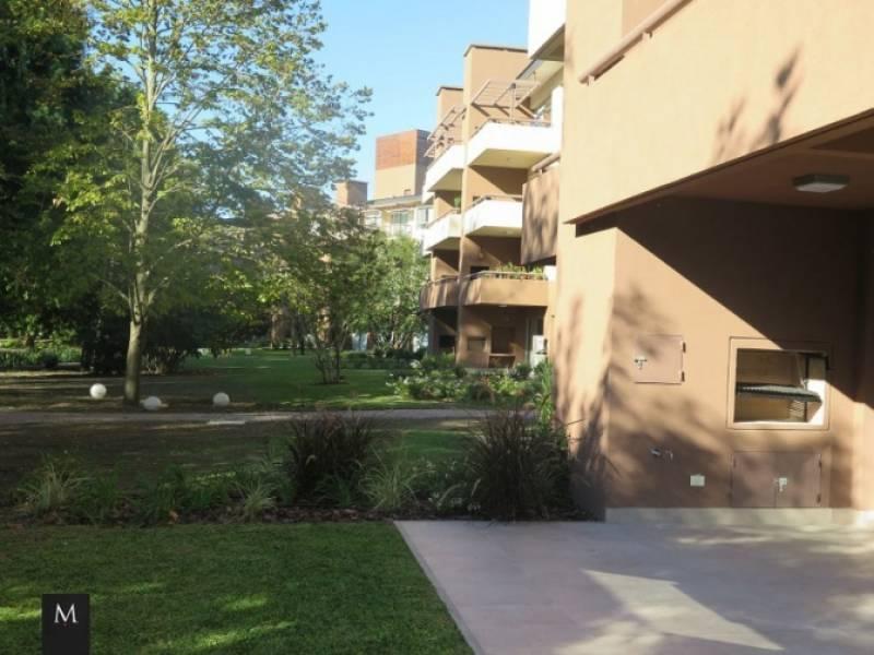 Departamento en PB en Villa del Lago  Mallmann Propiedades