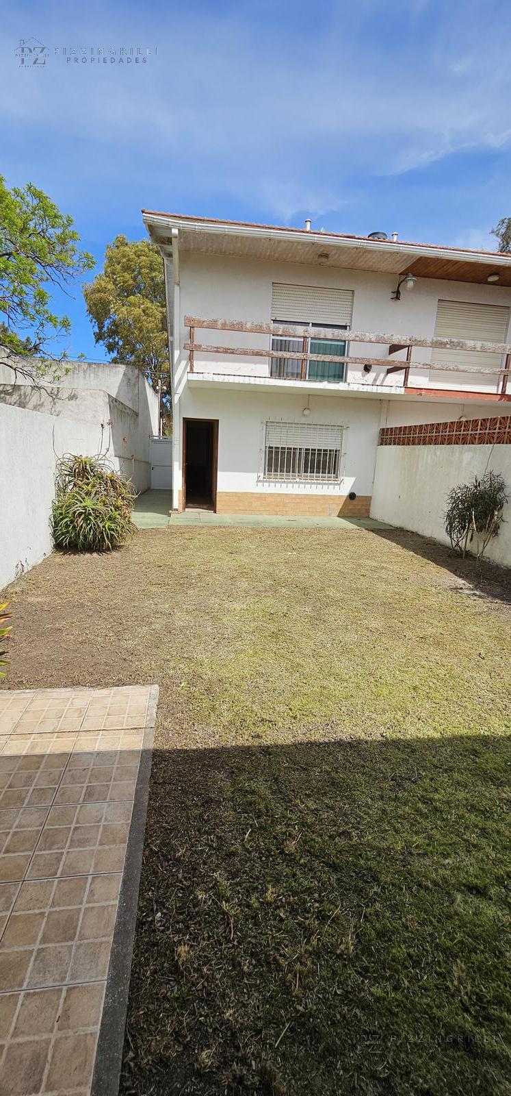 Duplex en Santa Teresita