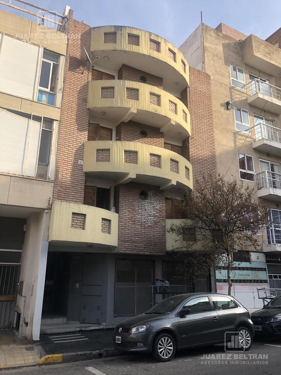 SE ALQUILA - Local Comercial - Alberdi - 16 m2