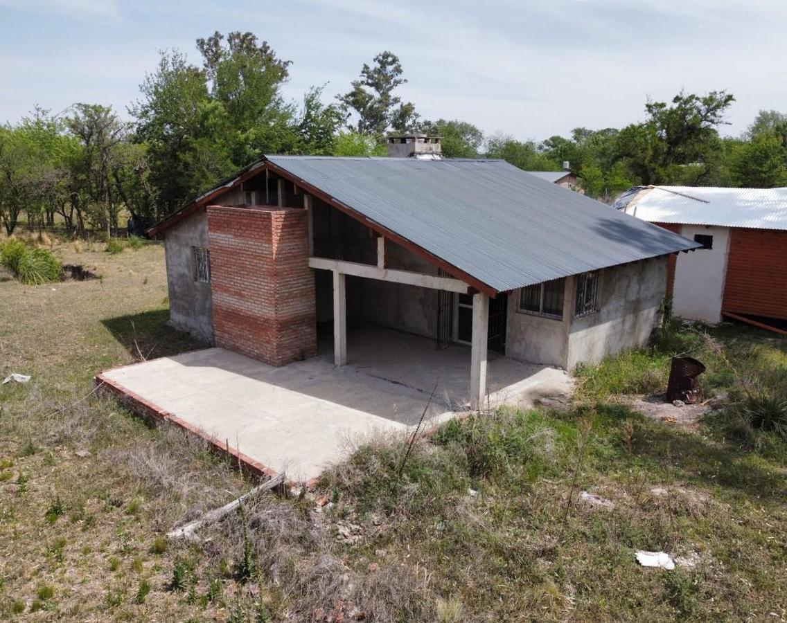 CASA EN VENTA  B° SEXTO LOTEO - SANTA ROSA DE CALAMUCHITA