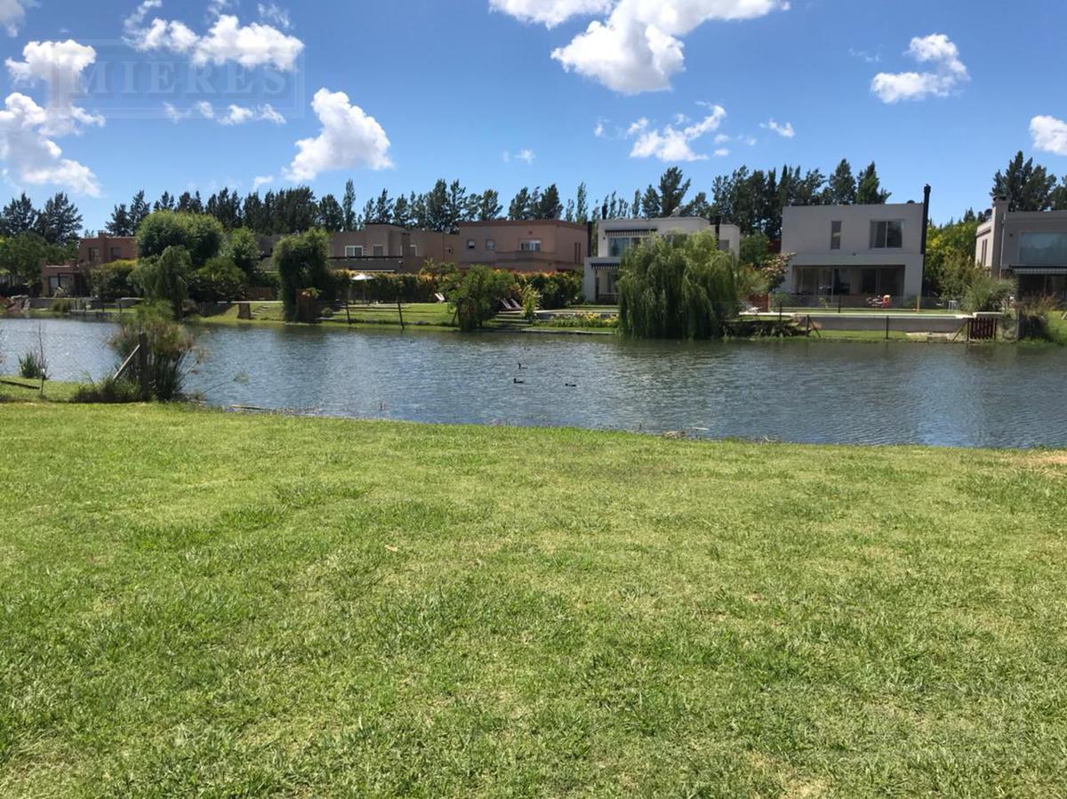 Lote en venta a la Laguna - Barrancas de Santa Maria, Bancalari