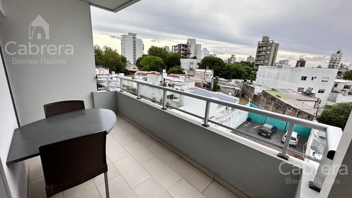 Departamento en venta con cochera privada - La Plata