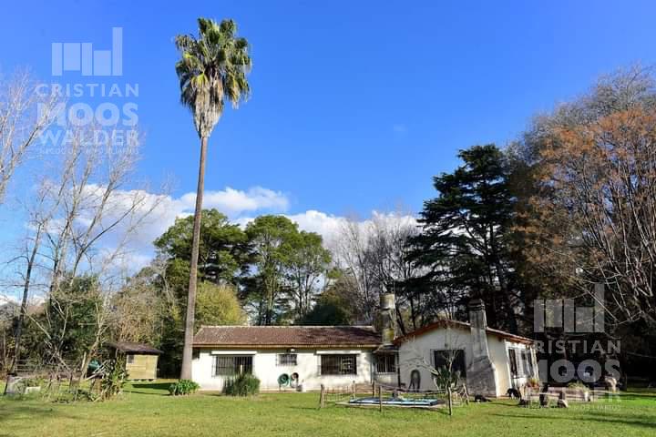 Excelente casa en venta en Loma Verde - Cristian Mooswalder Negocios Inmobiliarios