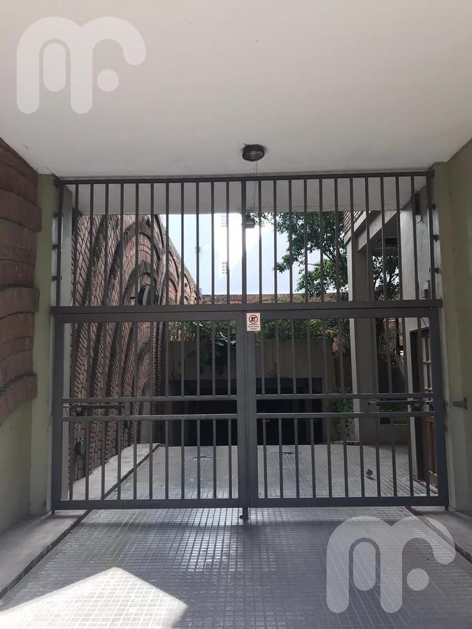 COCHERA EN VENTA  - Microcentro