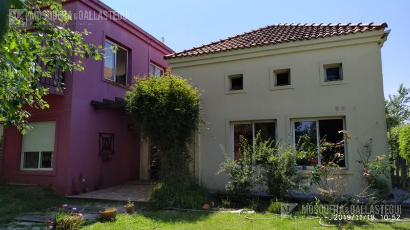 Casa en venta en Santa Catalina.