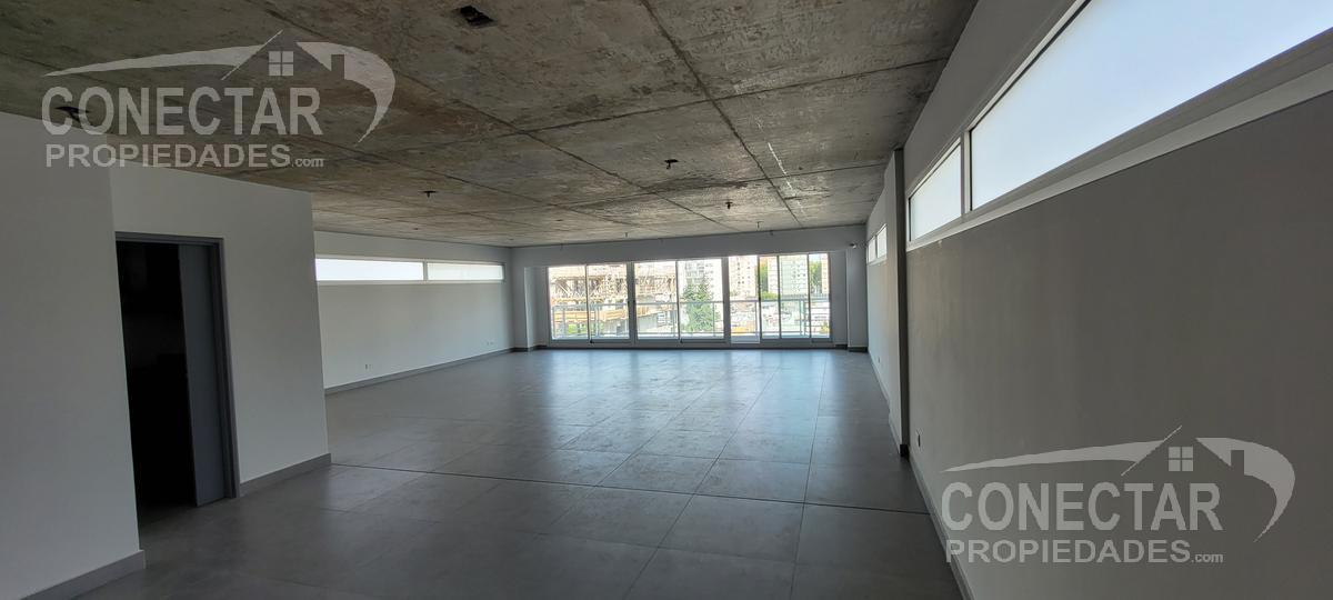 Oficina  150m2 -  Vista Abierta -  a Estrenar - Lista para habitar - Con Cochera