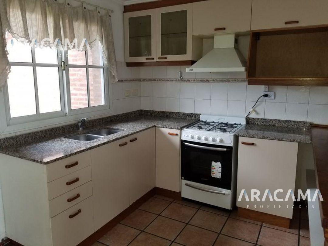 CASA en VENTA en Echeverria del Lago - Canning