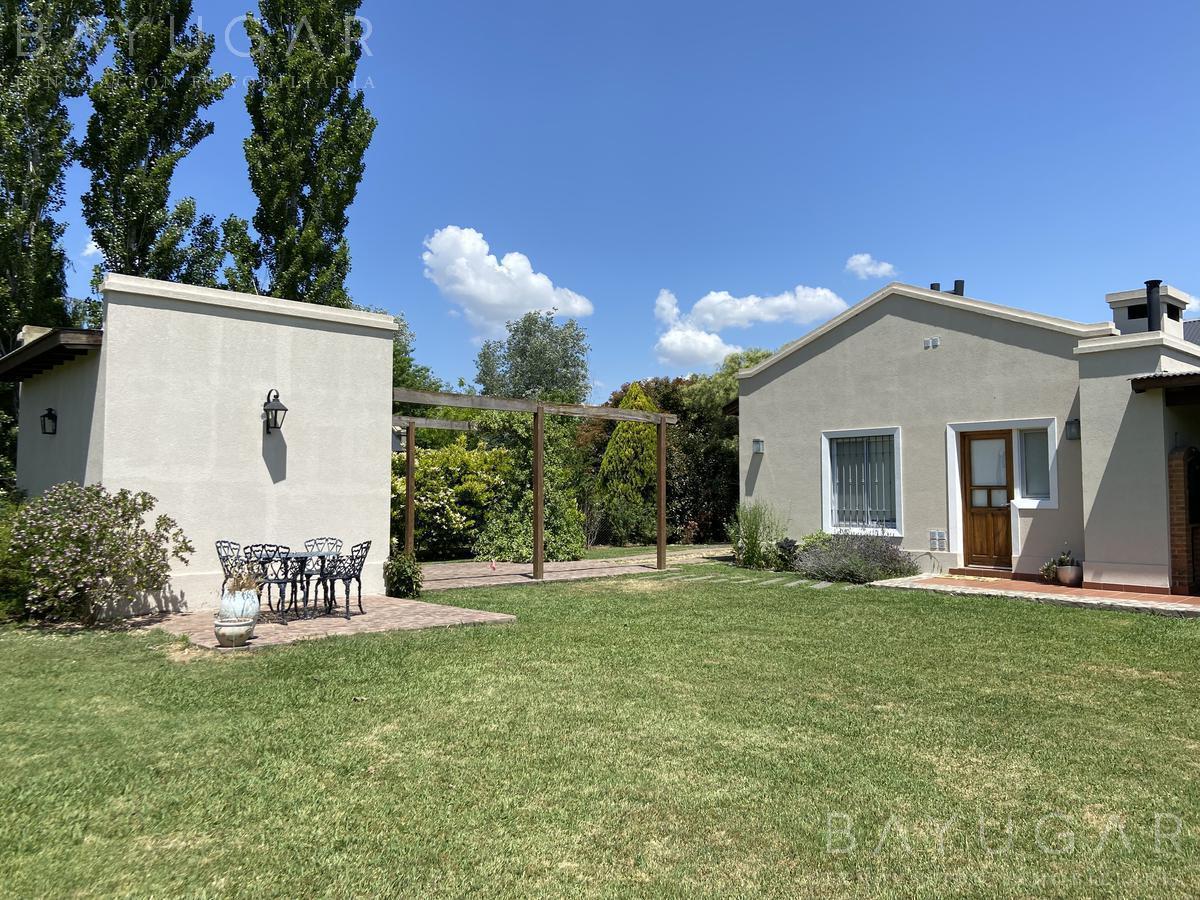 Venta Casa - Chacras del Molino / Exaltación de la Cruz - Lote de 2000 m2