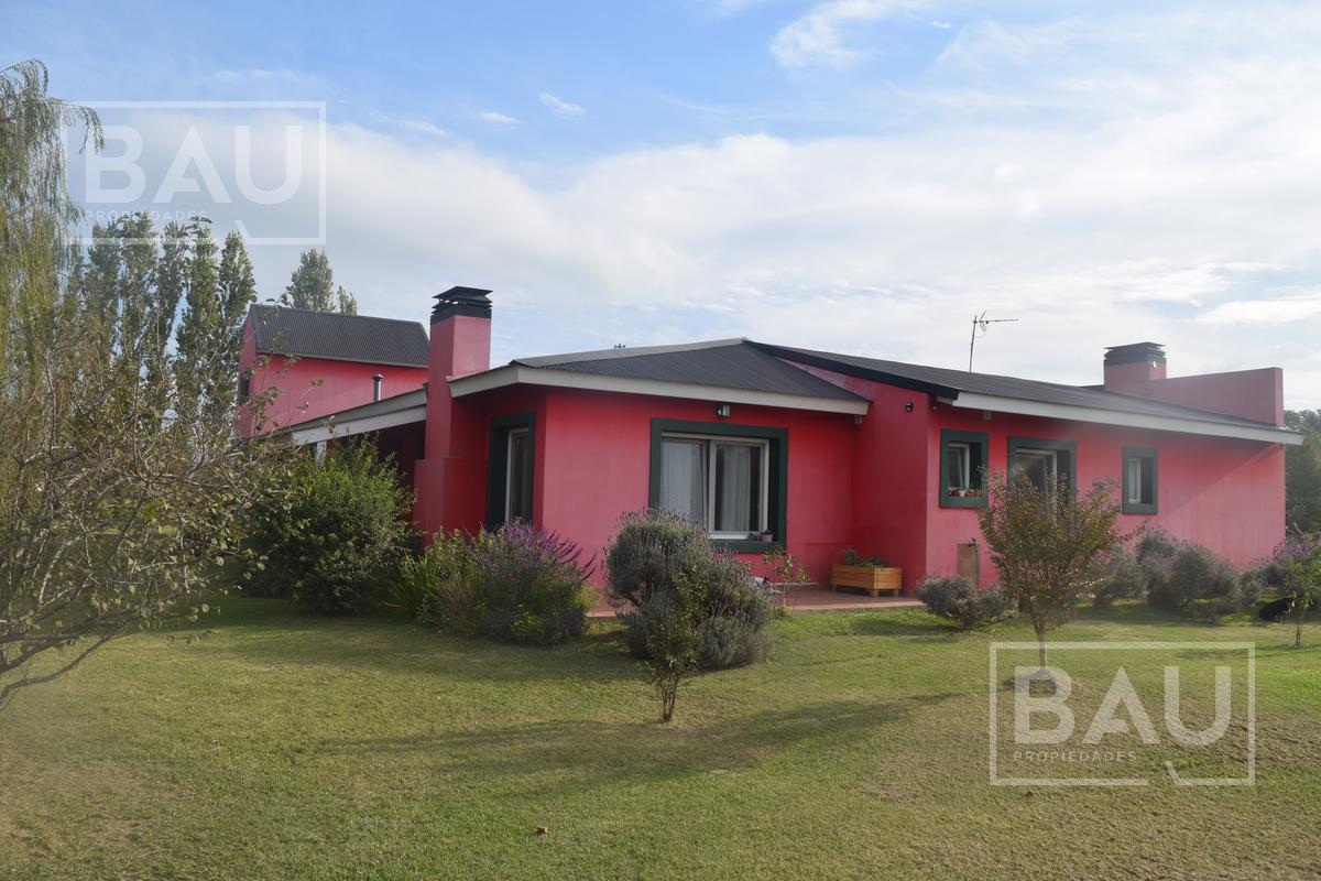 Casa estilo campo sobre 1 hectárea - Estancias Las Lilas