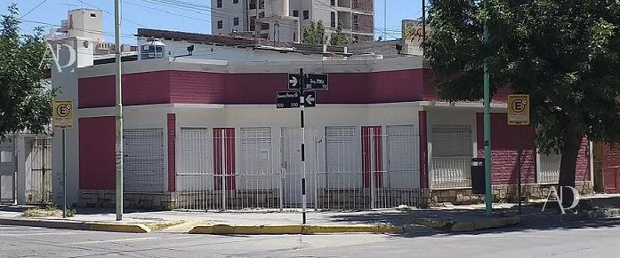 Venta casa céntrica en Cipolletti