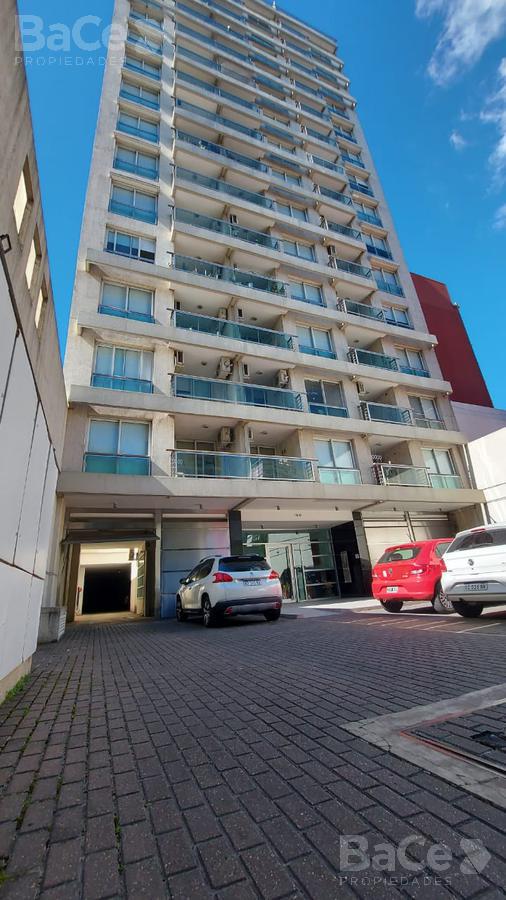 VENTA COCHERA MONTEVIDEO 1200 EXCELENTE ZONA, AMENITIES OPORTUNIDAD