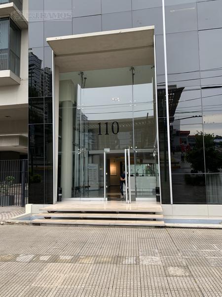 Alquiler de oficina de 450 m2 en Vicente López