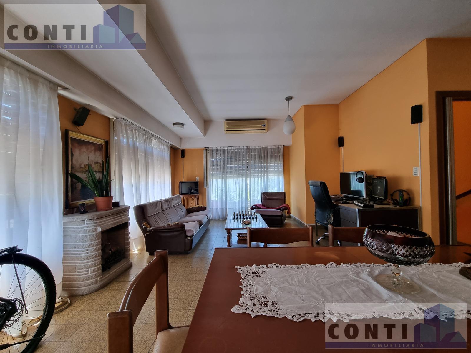 Casa en  Venta sobre calle San Martín - Escobar