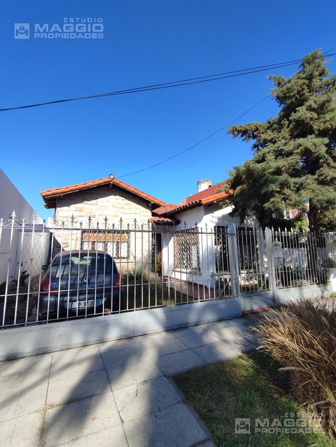 CASA VENTA HAEDO BARRIO GUEMES 3 AMBIENTES