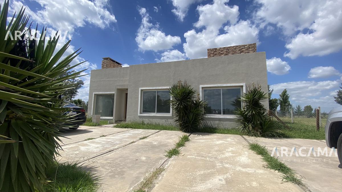 Casa en VENTA en  Lagos de San Eliseo - San Vicente.