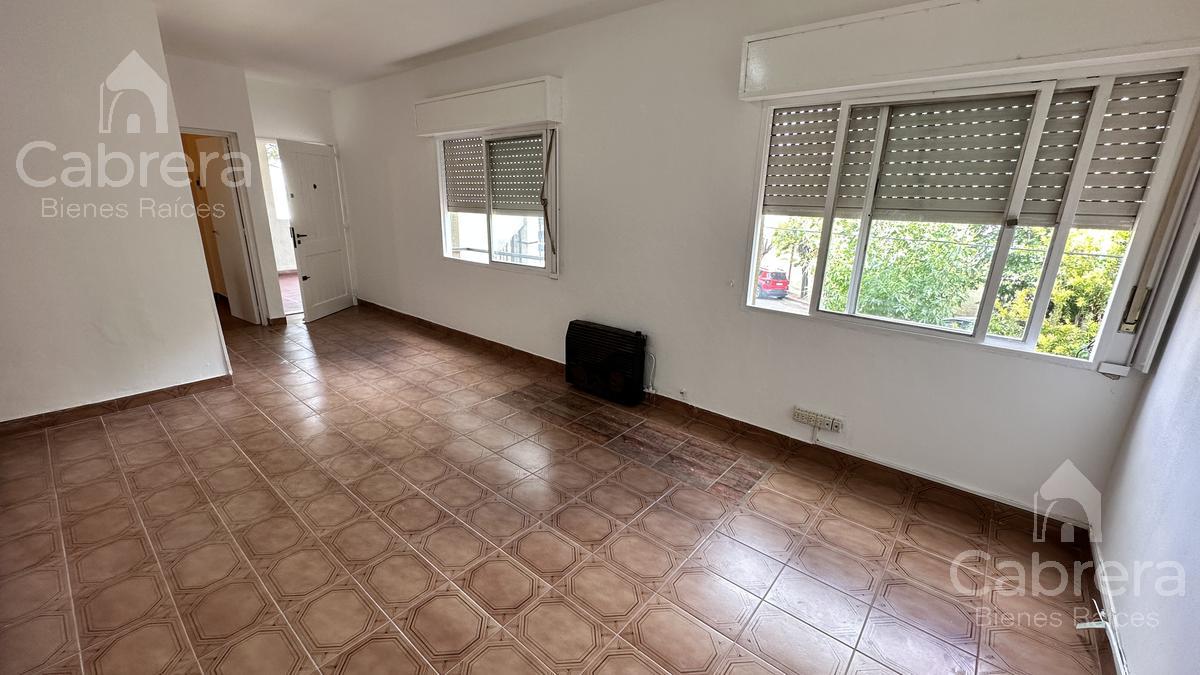 Departamento en Venta de 2 Dormitorios en Villa Elvira, La Plata