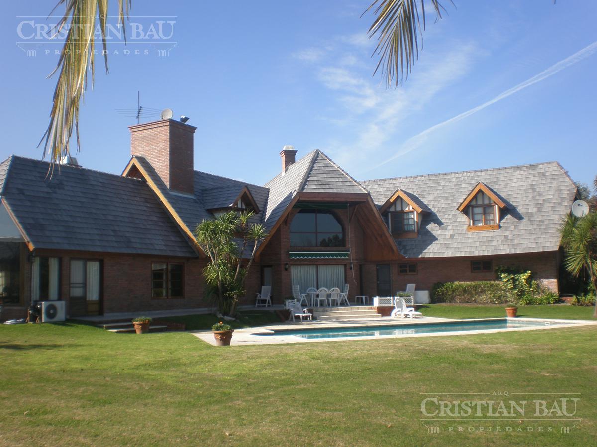 BAU PROPIEDADES: Impecable Chalet Tradicional en San Diego C.C.