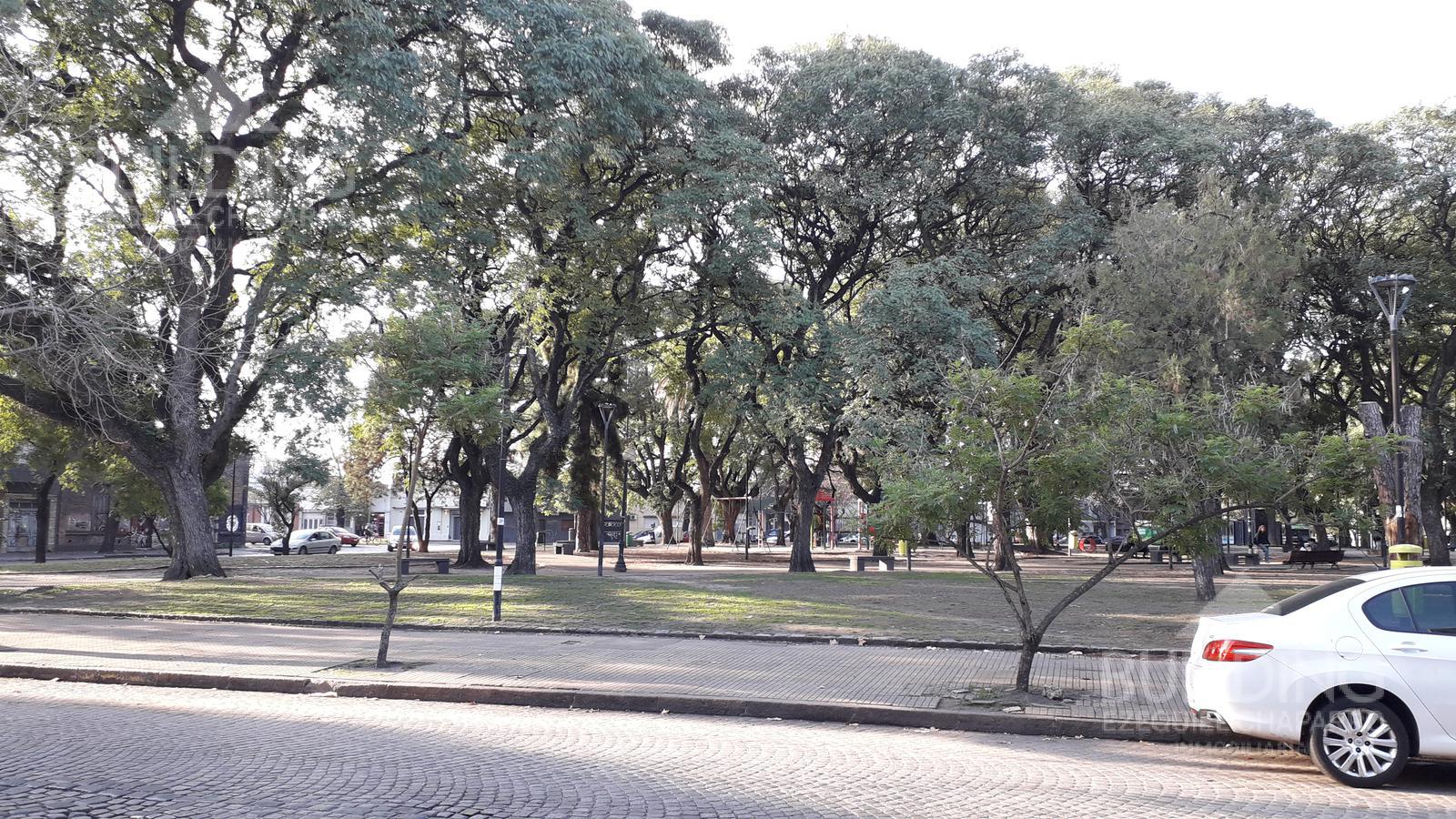 Terreno en venta U/C 1  - 12x25 - La Plata