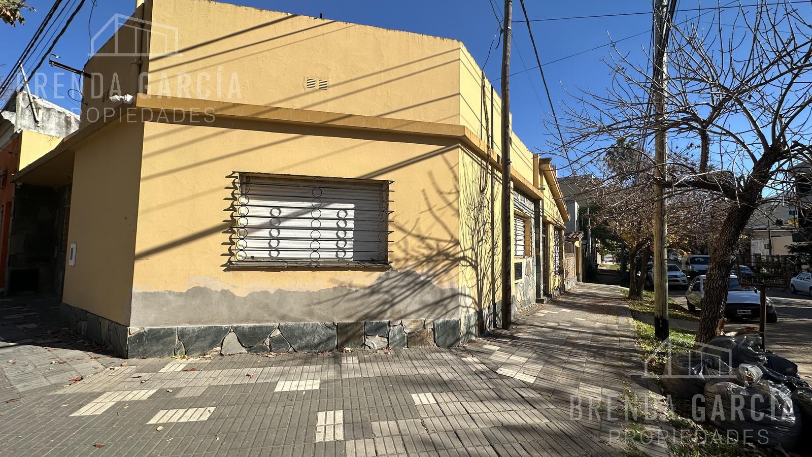 Casa + Departamento En Venta En Colon Entre Ríos.