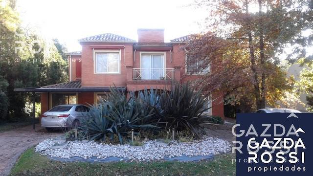 Hermosa propiedad en venta en Saint thomas Norte, Canning