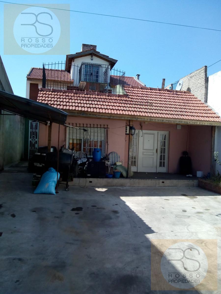 Casa 4 Ambientes en  VENTA - San Justo