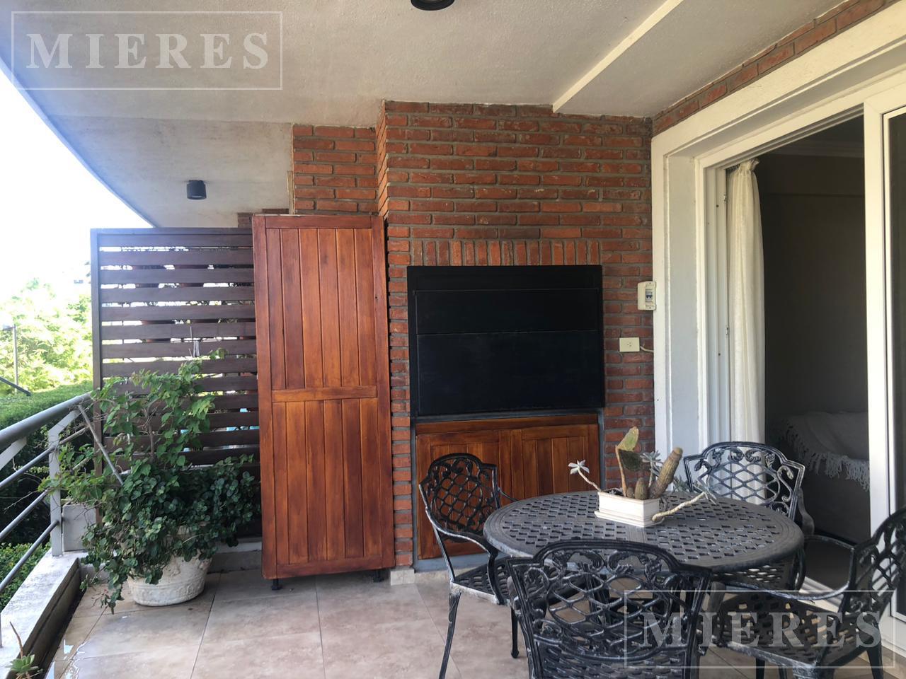 Departamento en venta de 3 ambientes en Miradores de la Bahia, Aromos II