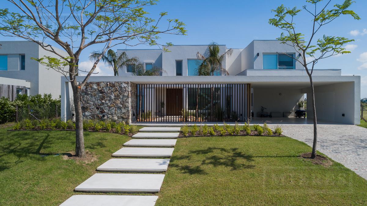 Espectacular Casa a estrenar en venta, Lote al Golf, El Golf Nordelta