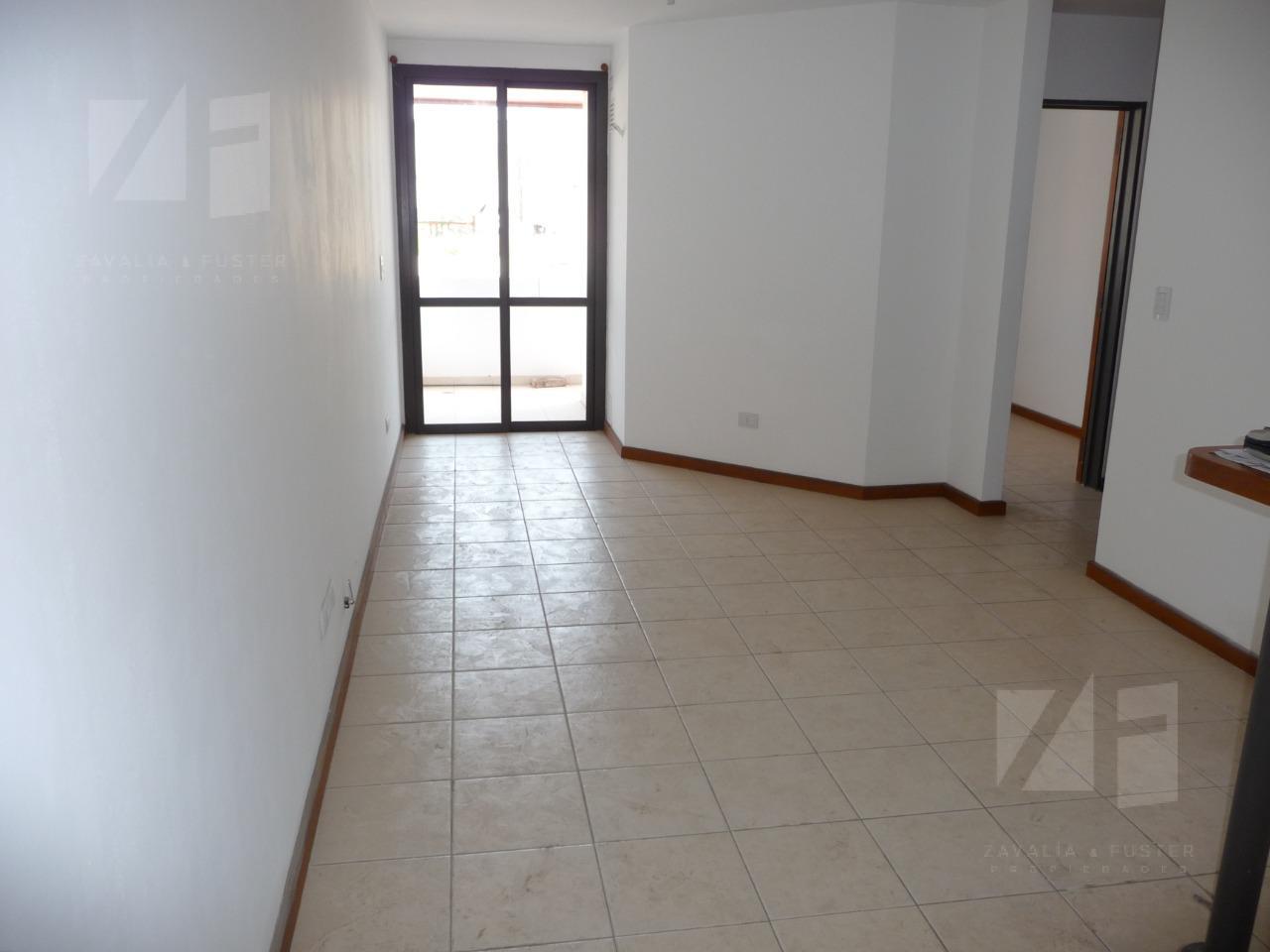 Departamento en VENTA, sobre Cañada