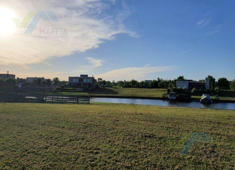 LOTE A LA LAGUNA DE 920M2 - El Cazal Club Nautico